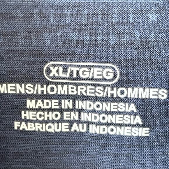 Yankees Navy Blue Polo Short Sleeve Shirt with Logo Mens size XL - Picture 5 of 6